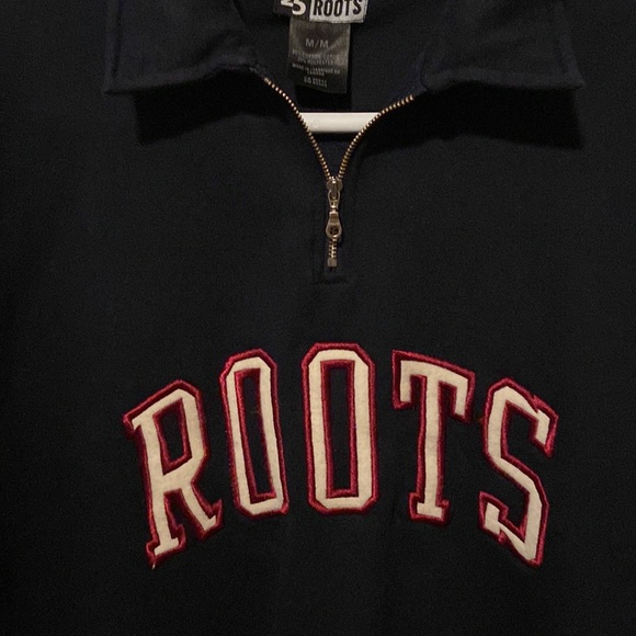 Roots Logo Navy sweatshirt sz M - Picture 6 of 8